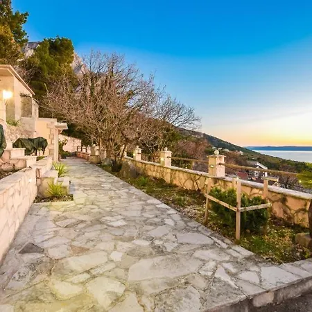 Kwatera prywatna Apartman Ms123 - Bast, Baska Voda Bast