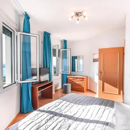Kwatera prywatna Apartman Ms123 - Bast, Baska Voda Bast