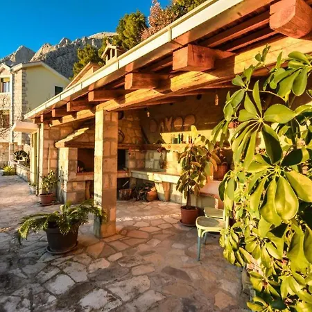 Kwatera prywatna Apartman Ms123 - Bast, Baska Voda